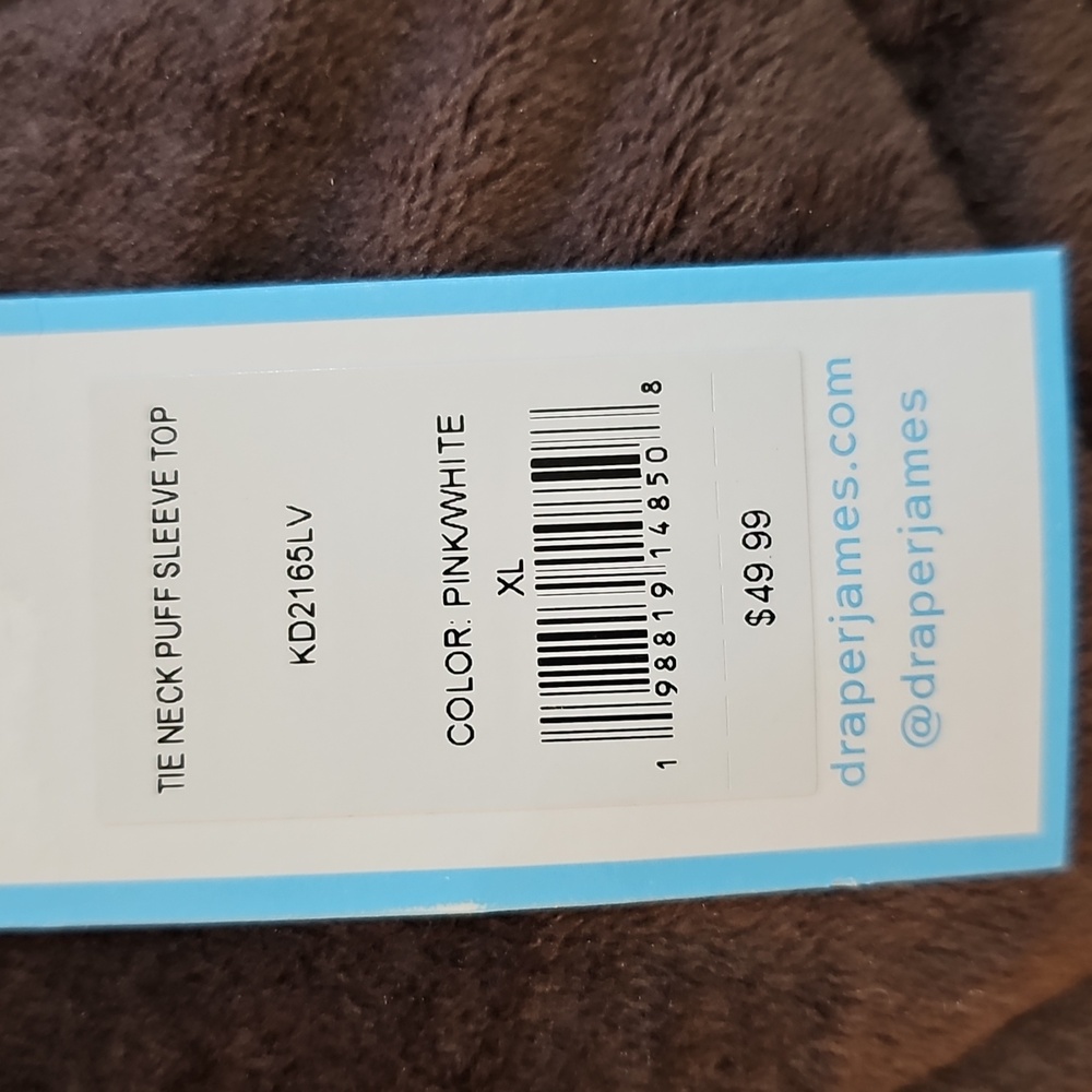 Top - Picture 14 of 16